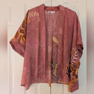Dusty Pink Floral Short Kimono Sz M